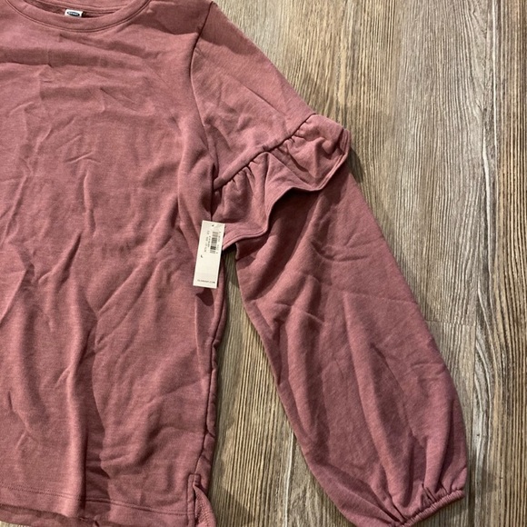 🩰Old Navy🩰Mauve Ruffled Sleeve Sweatshirt  NWT - Picture 3 of 7